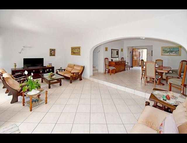 3 BEDROOM TOWNHOUSE FOR SALE IN MORNINGSIDE